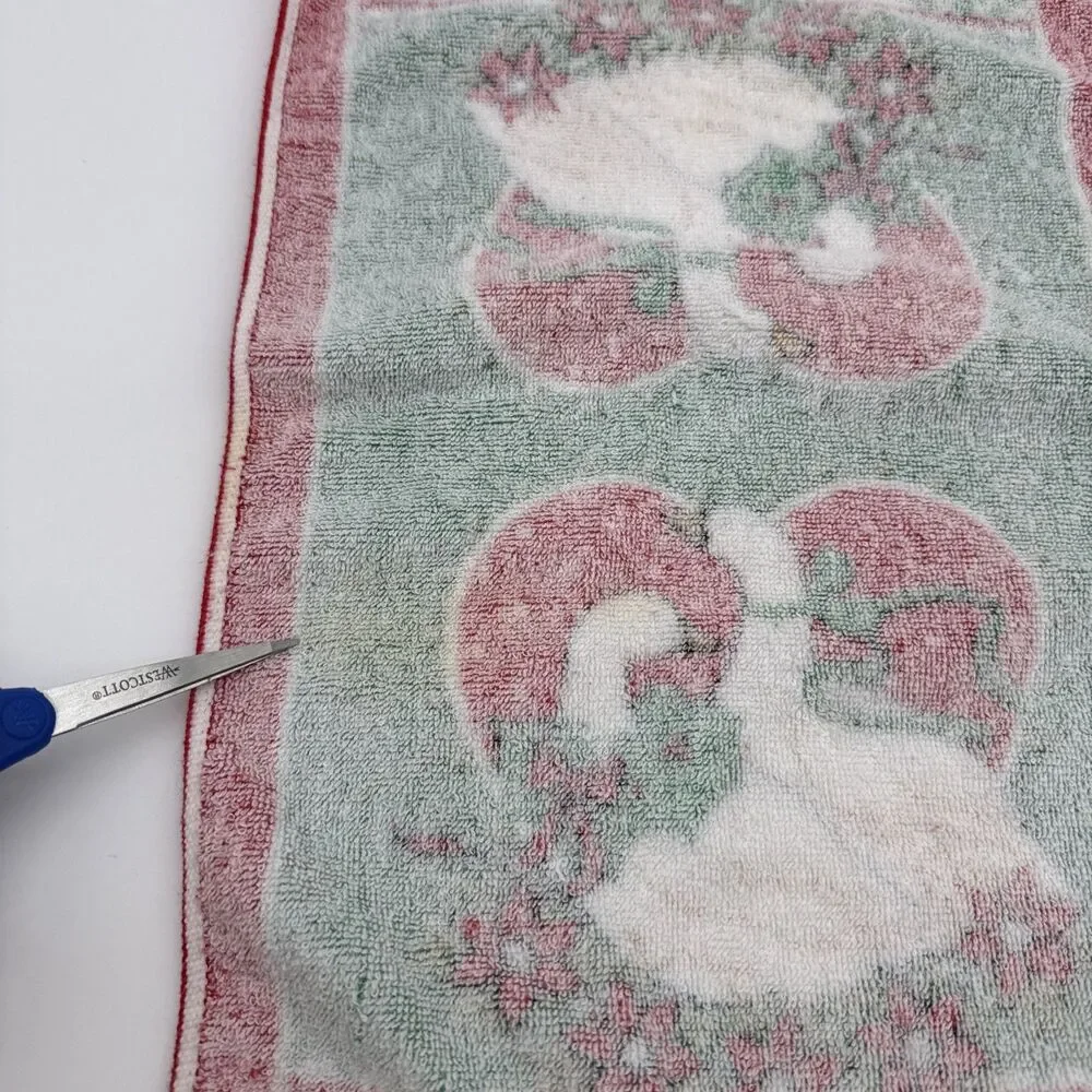 Vintage Christmas Goose Kitchen Hand Towel Festive Cottage Red Green